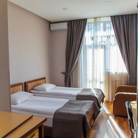 Irmeni Hotel Tbilisi Exterior foto